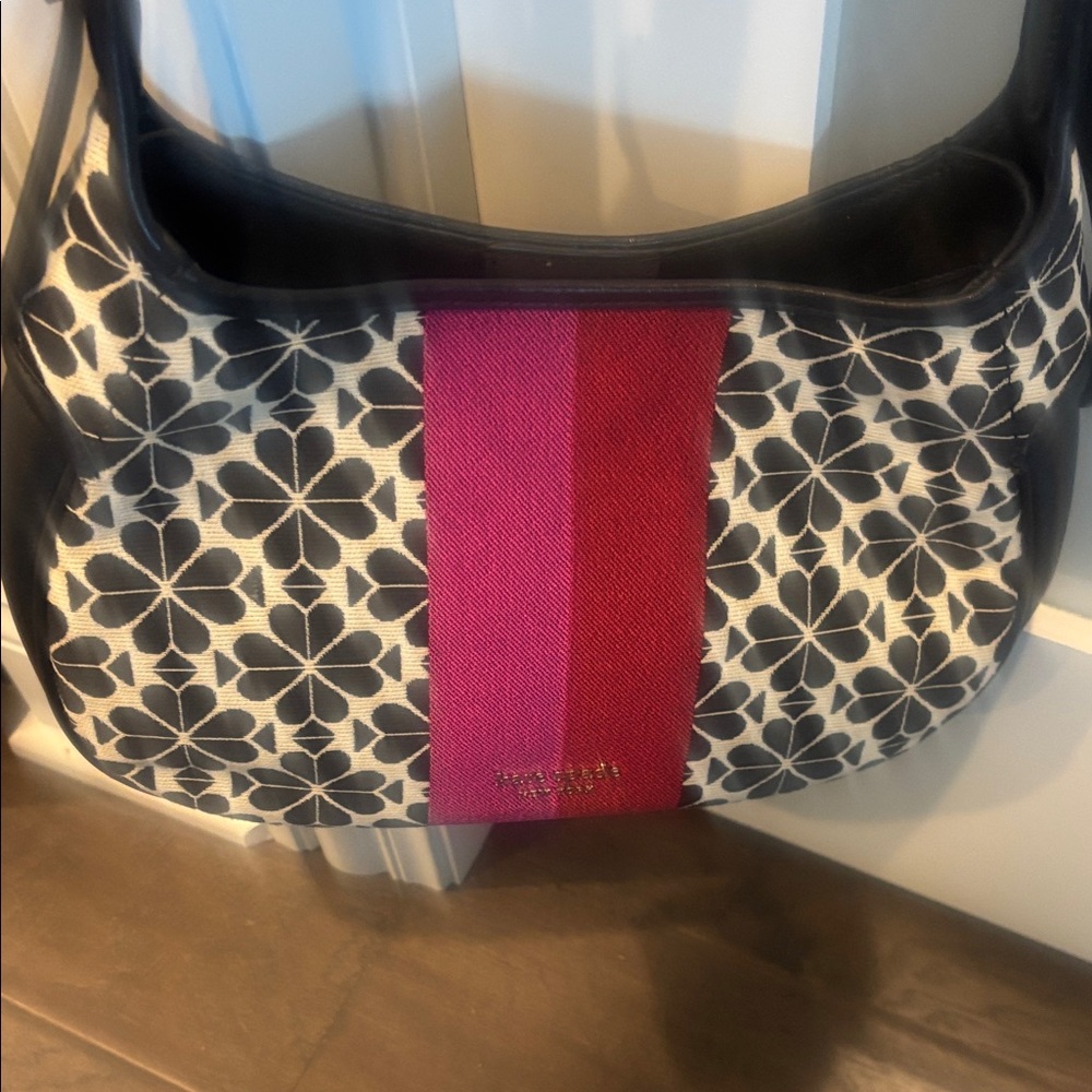 Kate Spade Black-and-Cream Floral Saddle Bag with Fuchsia Stripe - Picture 8 of 8